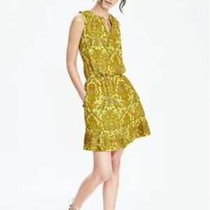 NWT Banana Republic  Paisley Pleated-Neck Dress M